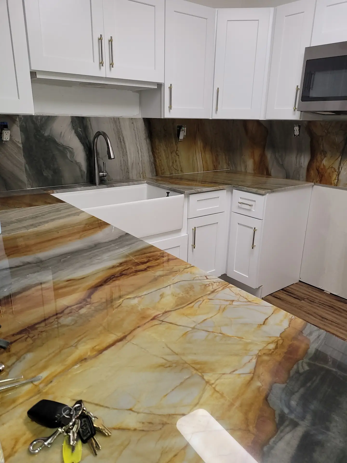 Gallery after sink